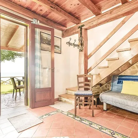 Semesterbostad Gorgeous In Menfi Ag Porto Palo